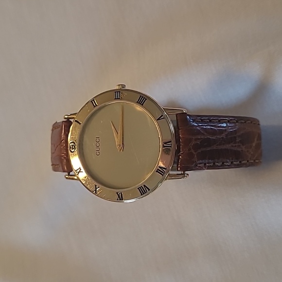 Authentic  GUCCI Gold Watch - Picture 2 of 3